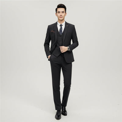 Men's Wedding Suit with Check Pattern - Classic Tailored Blazer, Vest, and Trousers Set