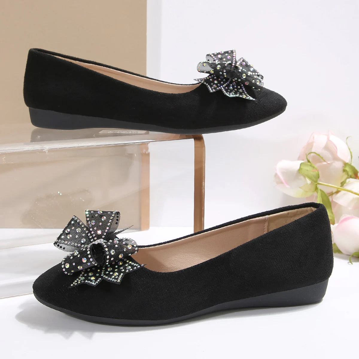Casual Loafers for Women with Bowtie Decoration – Comfortable Everyday Footwear