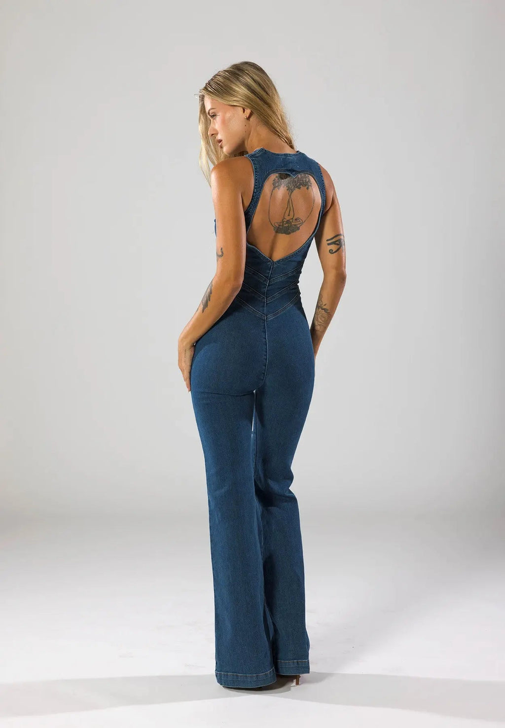 Denim Jumpsuit for Women with Vintage Charm and Figure-Hugging Fit – Casual Chic Style