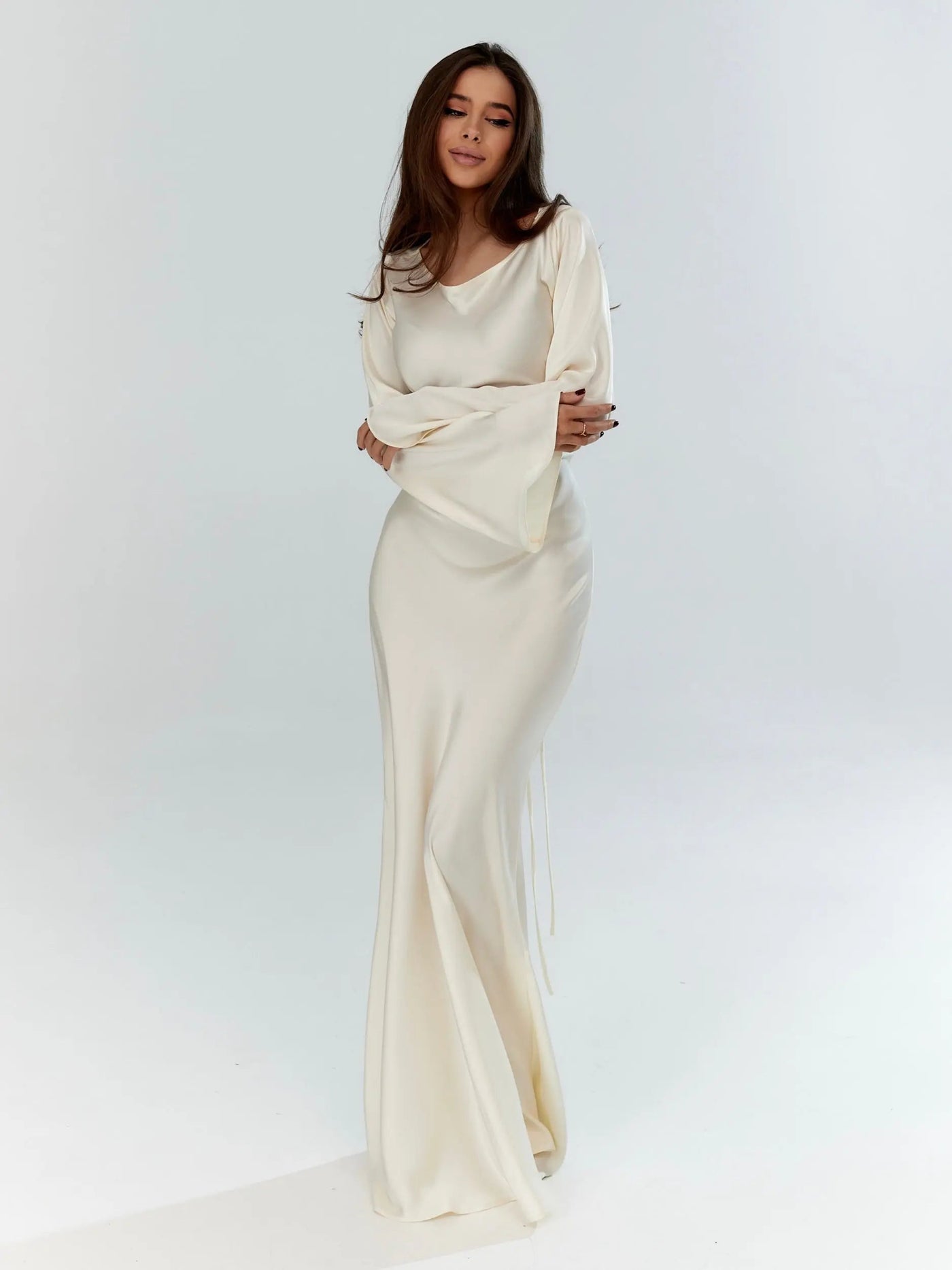 Long Sleeve Maxi Dress for Women - Elegant Flowing Design for Every Occasion