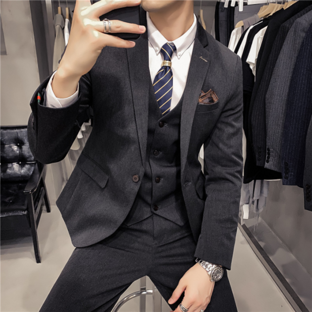 Men's Wedding Suit with Check Pattern - Classic Tailored Blazer, Vest, and Trousers Set 0