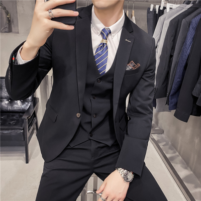 Men's Wedding Suit with Check Pattern - Classic Tailored Blazer, Vest, and Trousers Set 1