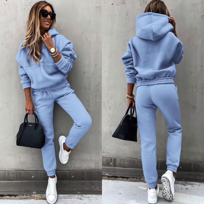 Women's Activewear Two-Piece Training Set for Gym and Leisure 5