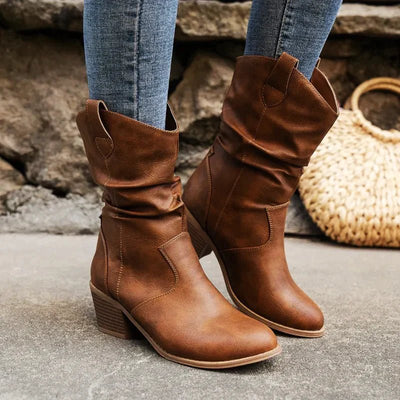 Women's Boots with Soft Wrinkle Look – Casual Elegance and Modern Combat Style